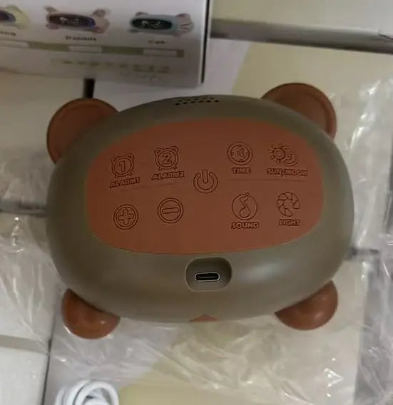 Reloj Despertador Digital Infantil Oso Marrón con Luz Nocturna y Sonidos USB-C